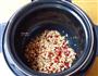 红豆薏米粥的做法图解3