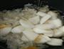 冰糖雪梨炖银耳的做法图解3