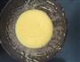 蛋黄溶豆的做法图解3