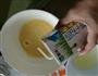 电饭煲戚风蛋糕的做法图解4