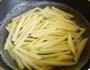 炸薯条的做法图解4