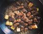 黑椒茭白牛肉粒的做法图解6
