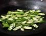 秋葵炒肉片的做法图解5