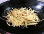 酸辣土豆丝的做法图解2