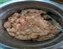 猪肉丸子的做法图解1