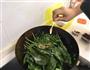 腰果菠菜的做法图解9