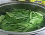 清炒苦瓜的做法图解2