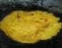 香煎鸡蛋饼的做法图解2