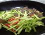 芹菜炒牛肉的做法图解7
