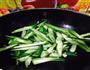 蚝油炒秋葵的做法图解3