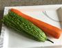 减肥胡萝卜拌苦瓜的做法图解1