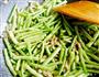 豇豆角炒肉的做法图解11
