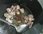 青豆清烧鸡肉的做法图解5