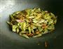 酱肉焖扁豆的做法图解8