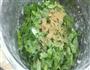 蒸芹菜叶的做法图解2