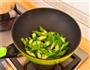 蒜蓉秋葵的做法图解3