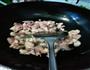 紫甘蓝炒肉的做法图解2