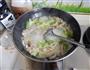 白菜炖藕饼的做法图解10