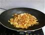 辣白菜炒土豆片的做法图解7