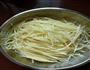 土豆丝饼的做法图解1