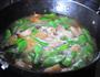 五花肉焖油豆角的做法图解7