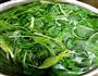 老醋菠菜蛋皮花生米的做法图解10