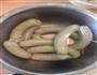 香菜火腿肠的做法图解2