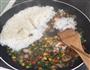 虾仁什锦炒饭的做法图解4