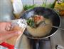 韭菜炒鱿鱼花的做法图解12