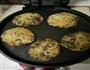 黑芝麻土豆泥饼的做法图解6