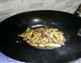 茭白炒肉片的做法图解9