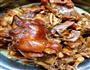 肉蟹煲一全家福的做法图解3