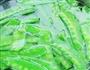 杏鲍菇炒荷兰豆的做法图解1