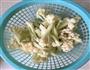 干锅有机花菜炒肉片的做法图解3