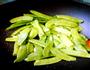 清炒蒜蓉荷兰豆的做法图解3