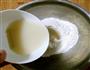 龙猫豆沙包的做法图解1