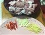 虾酱蒸排骨的做法图解1