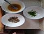 饺子皮饼的做法图解1