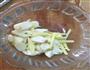 豆豉鲮鱼油麦菜的做法图解2