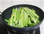 豆豉鲮鱼油麦菜的做法图解6