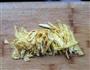 菠菜豆干拌蛋皮的做法图解4