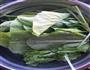 小白菜肉丸汤的做法图解2