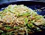 豇豆角焖面的做法图解5