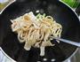 青椒炒豆皮的做法图解4