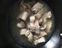茭白红烧肉的做法图解2