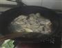 青椒炖土猪肉的做法图解4