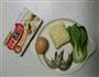 鲜虾鸡蛋面的做法图解1