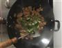 蔬菜炒鸡脯肉的做法图解4