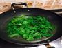 芹菜叶子牛肉面的做法图解5