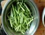 小香芹炒肉丝的做法图解2